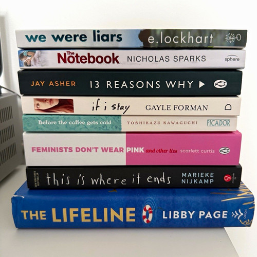 Hardback paperback novels - 2, hardback/6