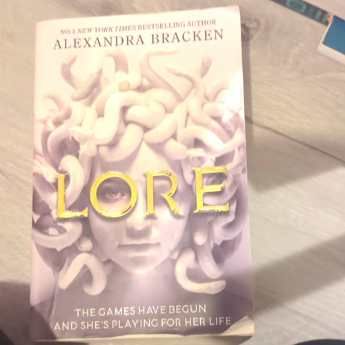 Lore alexandra bracken - alexandra,