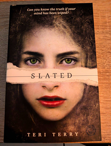 Slated teri terry paperback - slated,