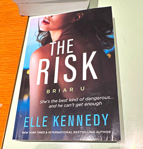 Elle kennedy the risk briar - elle,