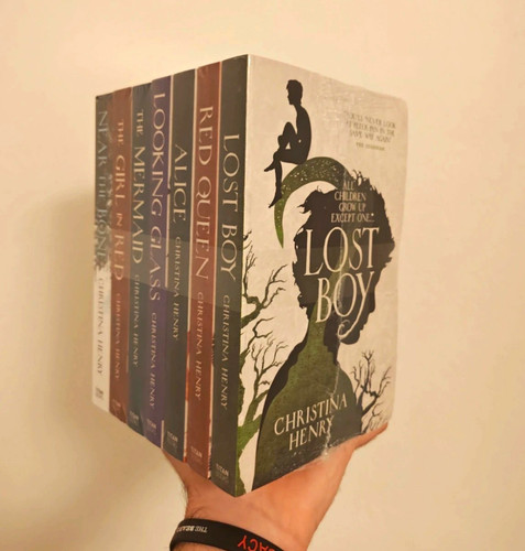 Christina henry lost - boy, box