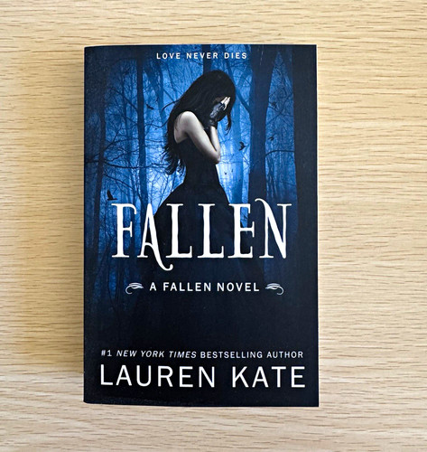 Lauren kate fallen - kate,